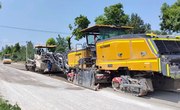 PT视讯冷再生机XLZ3805R安徽省道施工应用