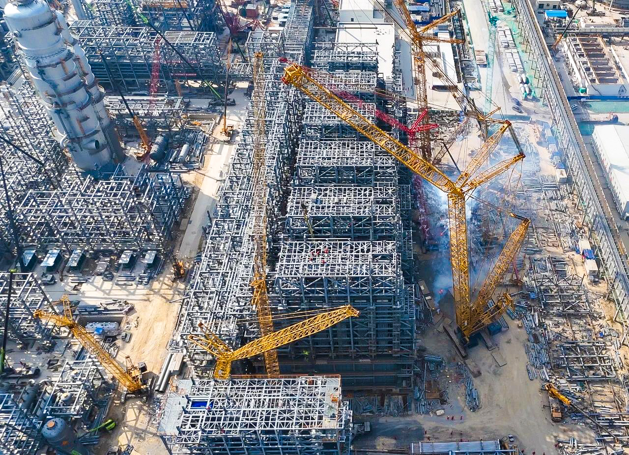 总重9000吨！XGC12000助力大型石化乙烯项目对流段？榈踝