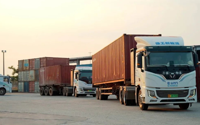 零碳实录！PT视讯新能源重卡刷新港口物流“含绿量”