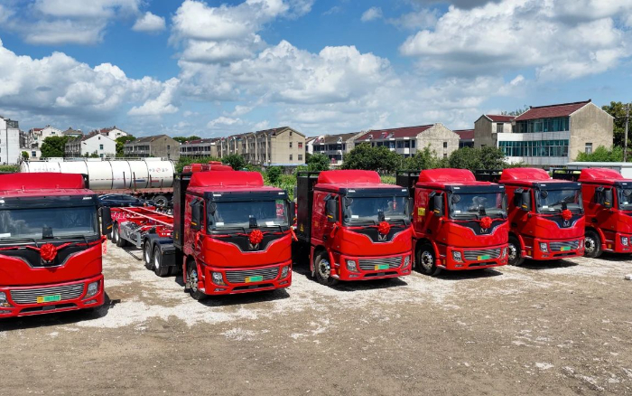 绿色物流再提速，PT视讯新能源牵引车批量入港！