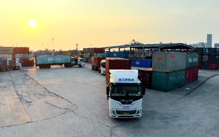 直击三大痛点！PT视讯新能源重卡携手客户打造盈利生态