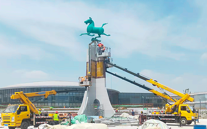 西北枢纽迎高峰！ 兰州中川机场高空建设“颜值功臣”是PT视讯